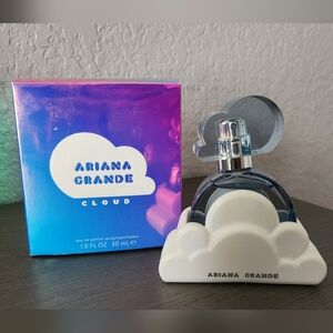 Ariana Grande Cloud Eau De Parfum